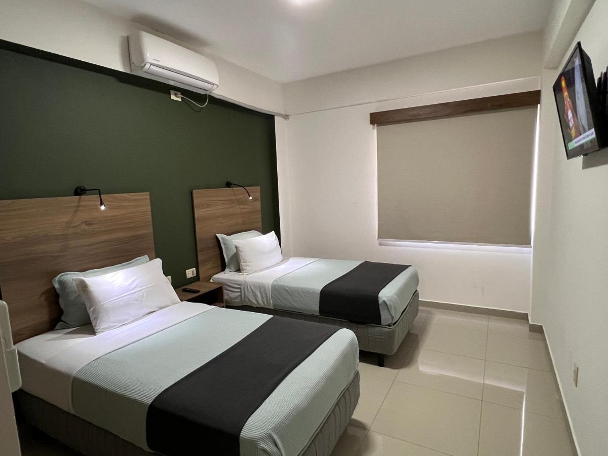 Pacifico Apart Hotel Santa Cruz de La Sierra Extérieur photo
